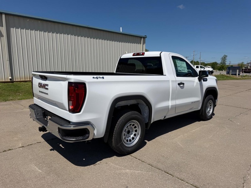 GMC Sierra 1500 Vehicle Full-screen Gallery Image 3