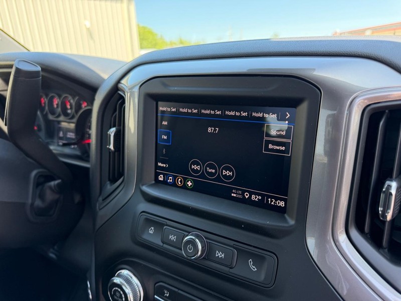 GMC Sierra 1500 Vehicle Full-screen Gallery Image 10