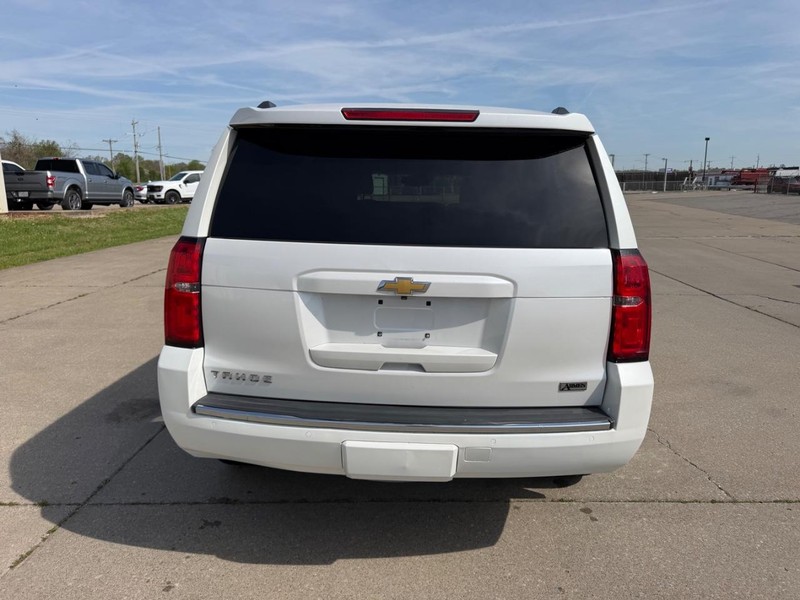 Chevrolet Tahoe Vehicle Full-screen Gallery Image 4