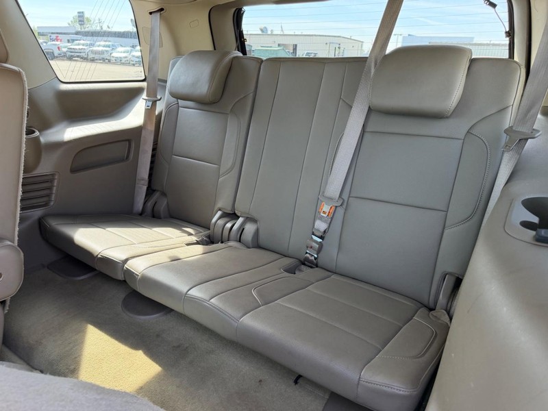 Chevrolet Tahoe Vehicle Full-screen Gallery Image 8