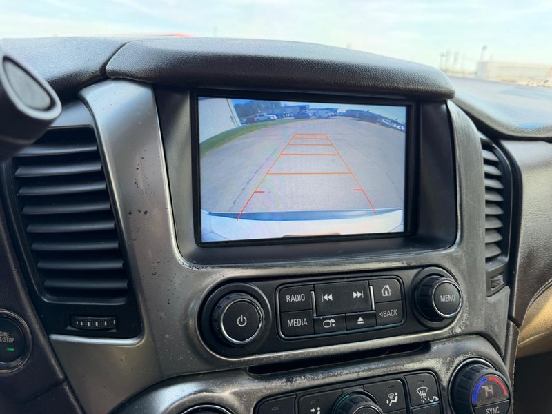 Chevrolet Tahoe Vehicle Full-screen Gallery Image 24