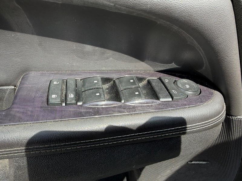 Buick Enclave Vehicle Full-screen Gallery Image 20