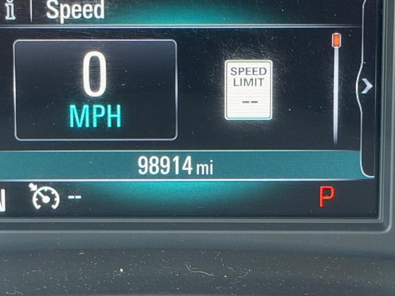 Buick Enclave Vehicle Full-screen Gallery Image 23