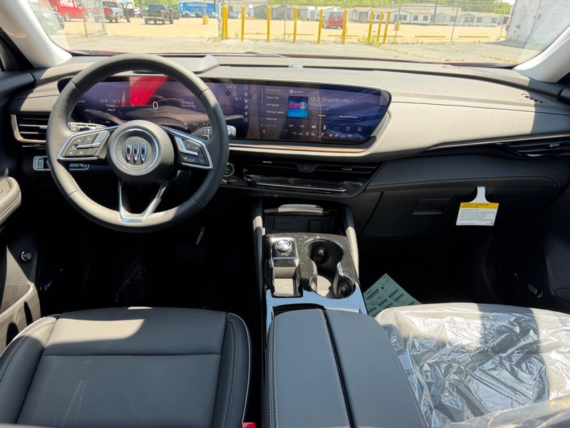 Buick Envision Vehicle Full-screen Gallery Image 10