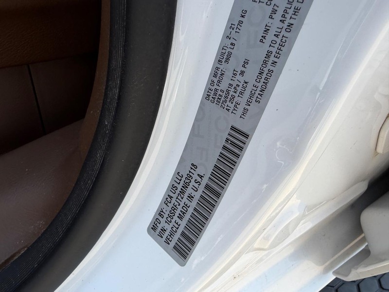 Ram 1500 Vehicle Full-screen Gallery Image 21