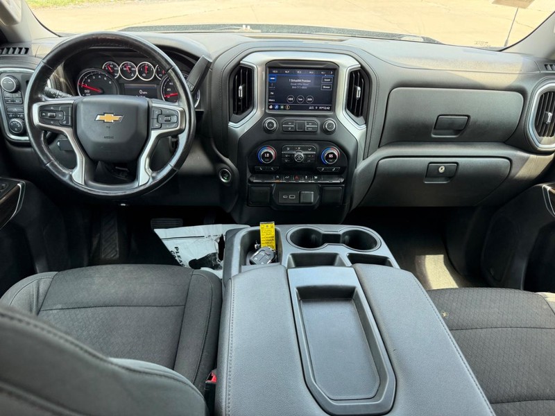Chevrolet Silverado 1500 Vehicle Full-screen Gallery Image 8