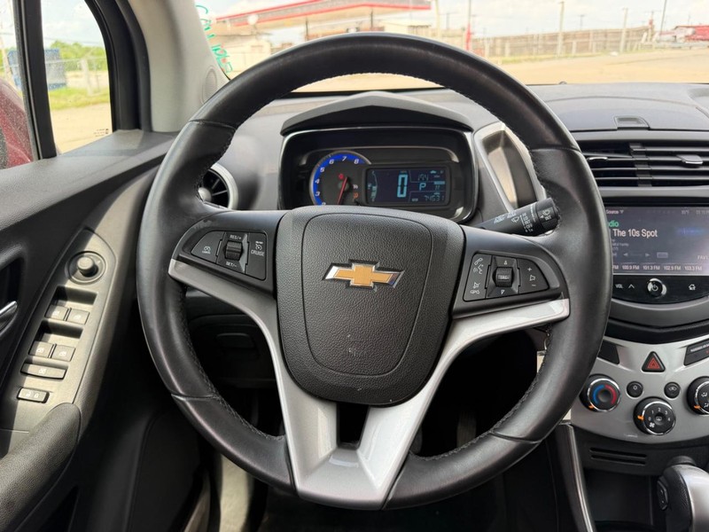 Chevrolet Trax Vehicle Full-screen Gallery Image 9