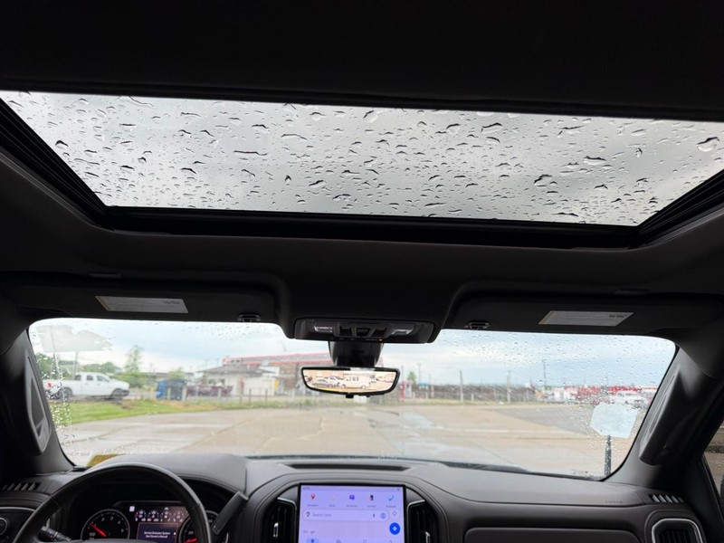 Chevrolet Silverado 1500 Vehicle Full-screen Gallery Image 8