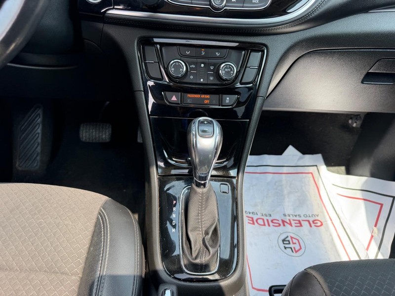 Buick Encore Vehicle Full-screen Gallery Image 15