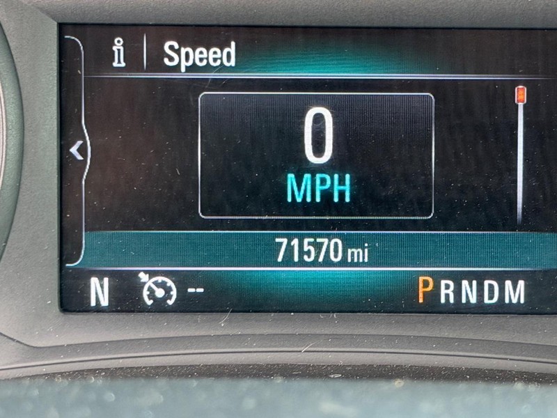 Buick Encore Vehicle Full-screen Gallery Image 19