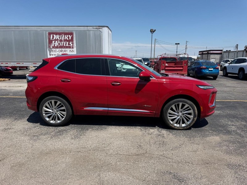 Buick Envision Vehicle Full-screen Gallery Image 2