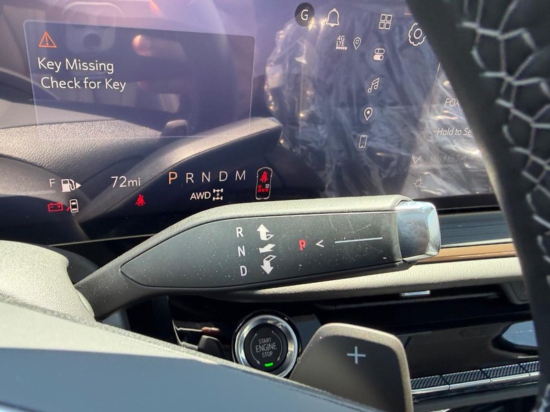 Buick Envision Vehicle Full-screen Gallery Image 14