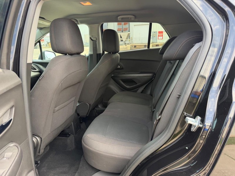 Chevrolet Trax Vehicle Full-screen Gallery Image 7