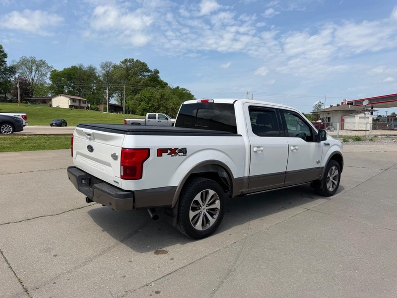 Ford F-150 Vehicle Full-screen Gallery Image 3