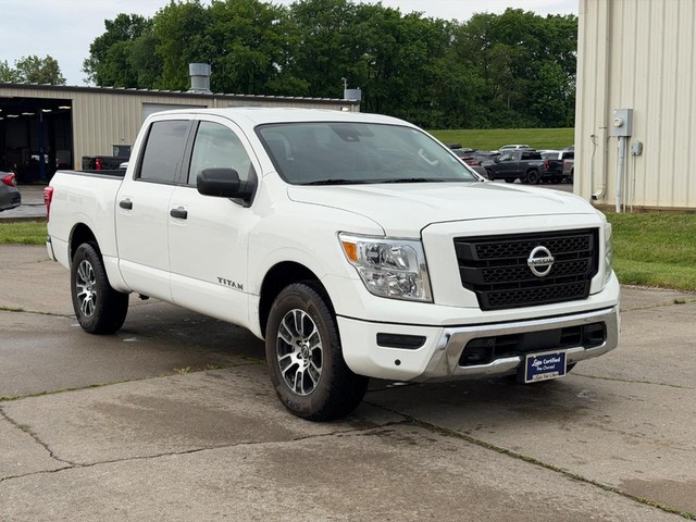 2023 Nissan Titan