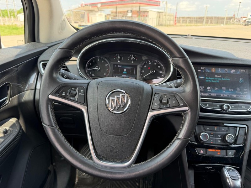Buick Encore Vehicle Full-screen Gallery Image 9