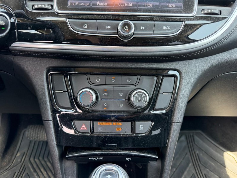 Buick Encore Vehicle Full-screen Gallery Image 13