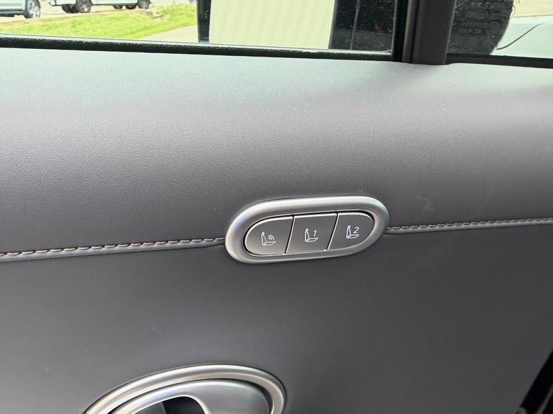 Hyundai Palisade Vehicle Full-screen Gallery Image 21