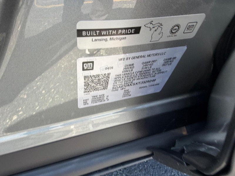 Buick Enclave Vehicle Full-screen Gallery Image 24