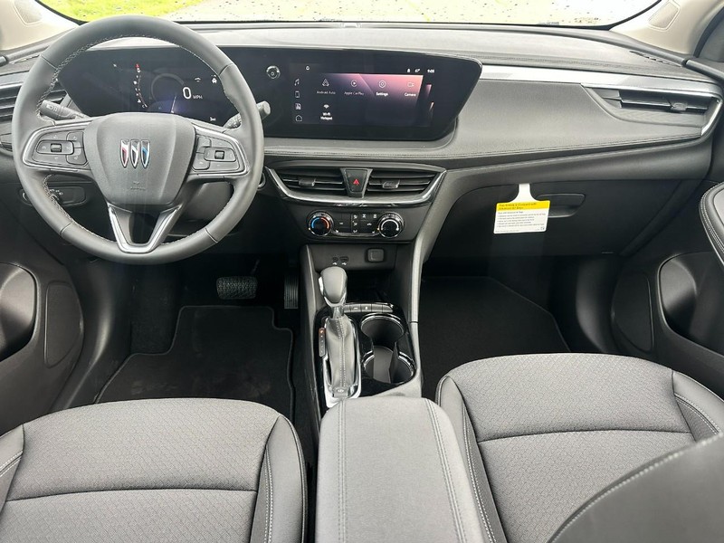 Buick Encore GX Vehicle Full-screen Gallery Image 5