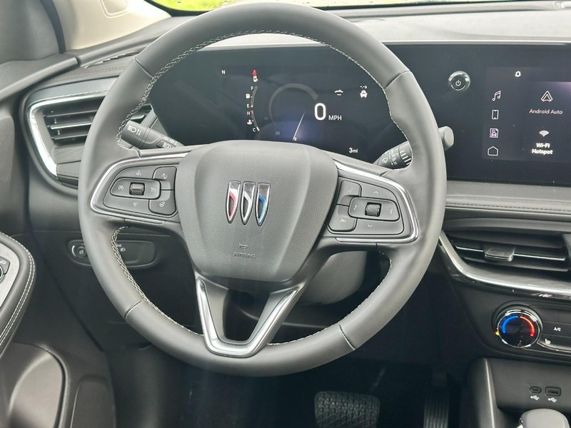 Buick Encore GX Vehicle Full-screen Gallery Image 6