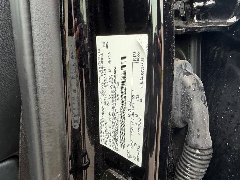 Ford F-150 Vehicle Full-screen Gallery Image 21