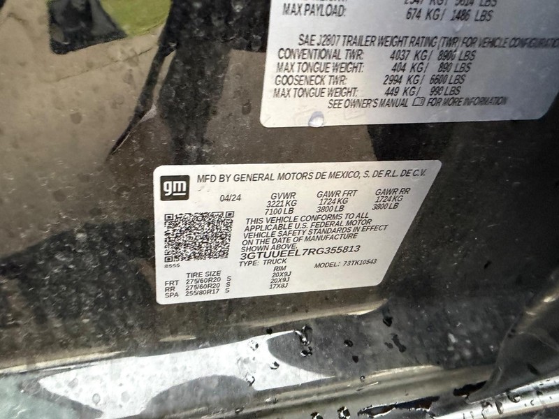 GMC Sierra 1500 Vehicle Full-screen Gallery Image 22