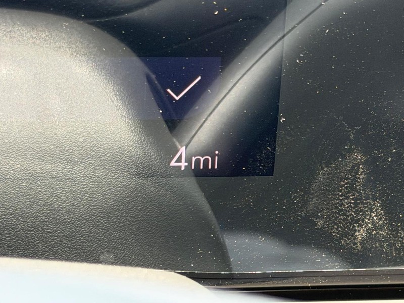 Buick Envista Vehicle Full-screen Gallery Image 18