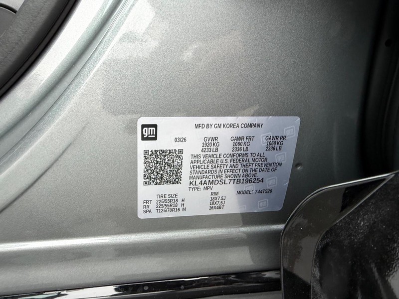 Buick Encore GX Vehicle Full-screen Gallery Image 20