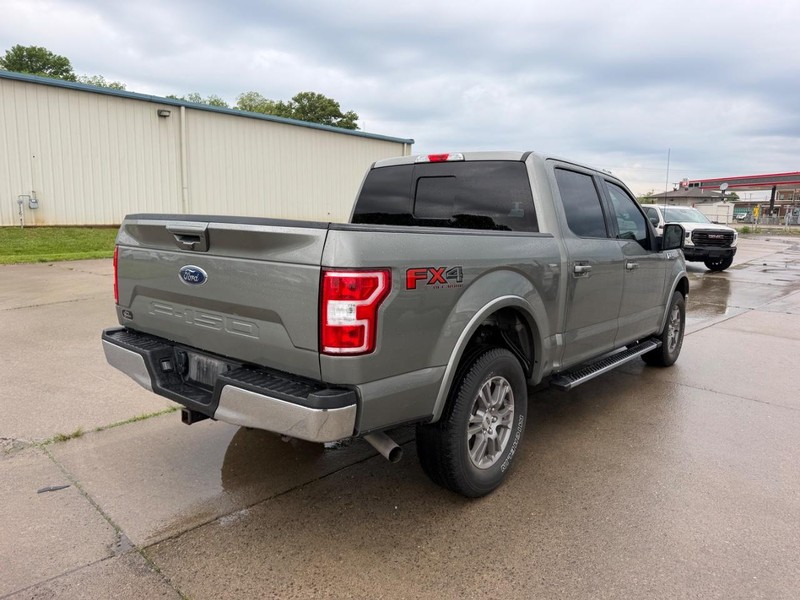 Ford F-150 Vehicle Full-screen Gallery Image 3