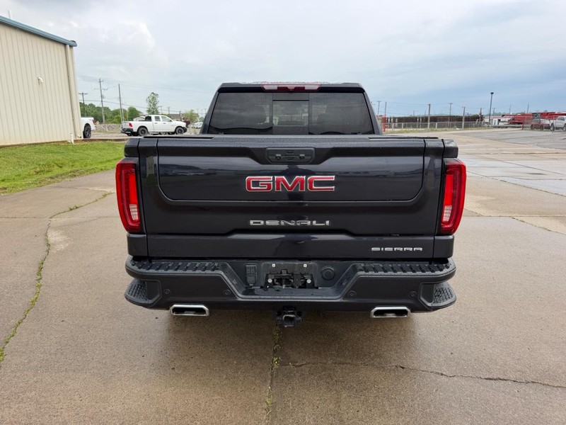 GMC Sierra 1500 Vehicle Full-screen Gallery Image 4