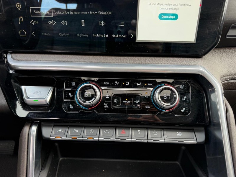 GMC Sierra 1500 Vehicle Full-screen Gallery Image 14