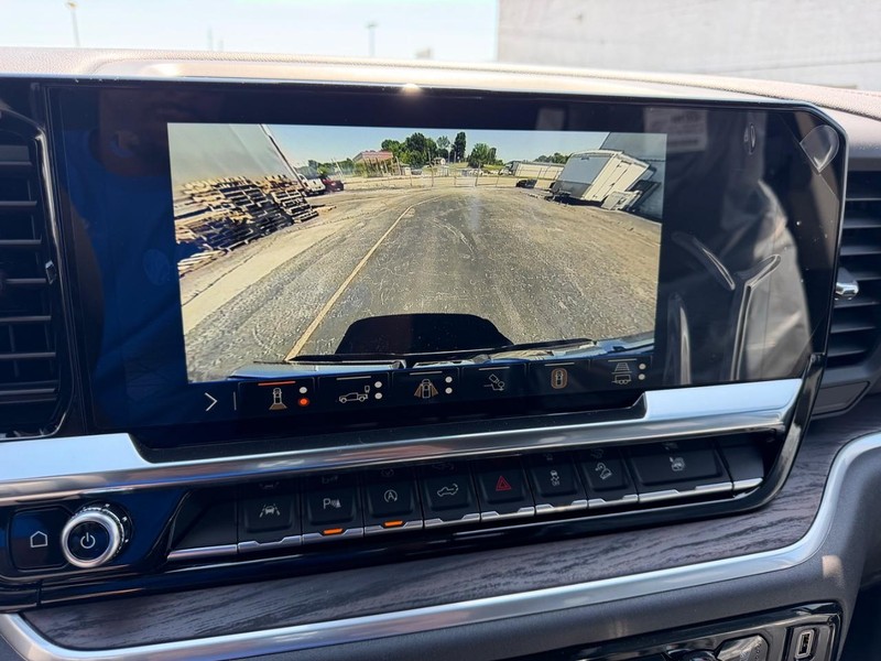 GMC Sierra 1500 Vehicle Full-screen Gallery Image 20