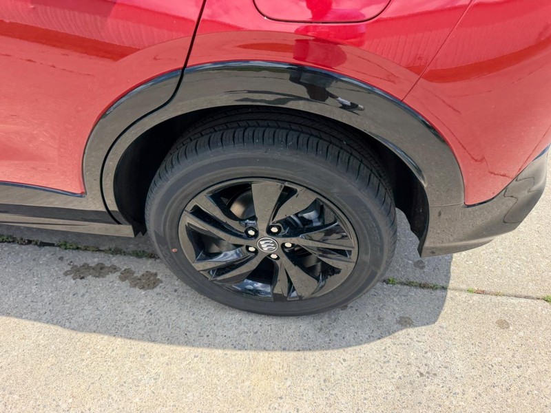 Buick Encore GX Vehicle Full-screen Gallery Image 7
