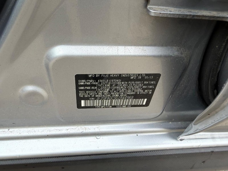 Subaru XV Crosstrek Vehicle Full-screen Gallery Image 19