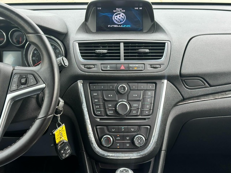 Buick Encore Vehicle Full-screen Gallery Image 12
