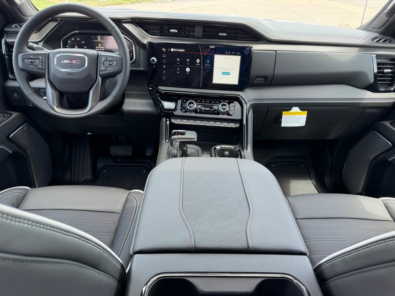 GMC Sierra 1500 Vehicle Full-screen Gallery Image 9
