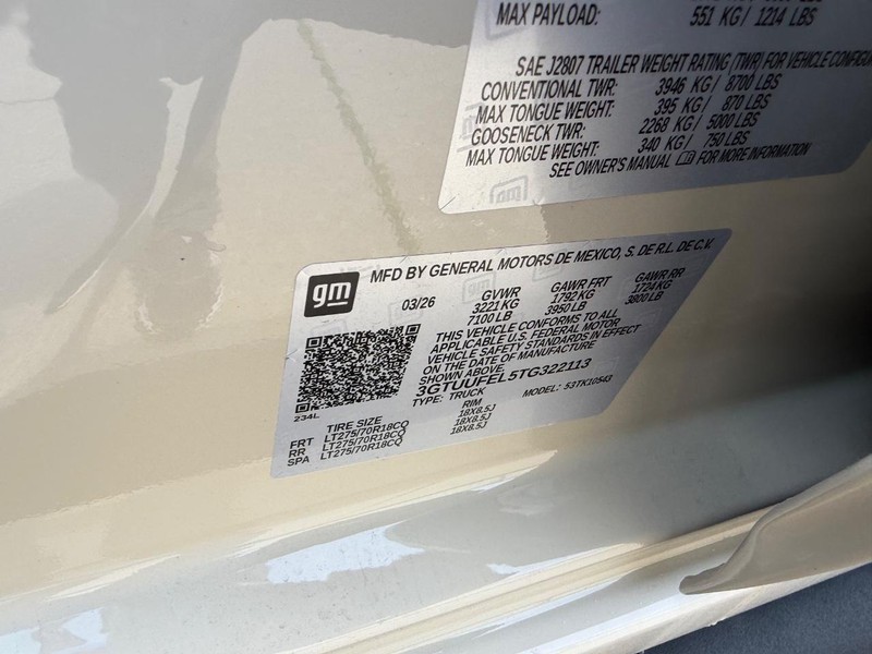 GMC Sierra 1500 Vehicle Full-screen Gallery Image 22