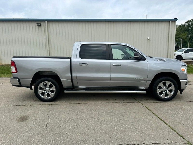 Ram 1500 Vehicle Full-screen Gallery Image 2