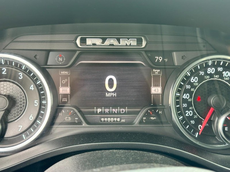 Ram 1500 Vehicle Full-screen Gallery Image 20