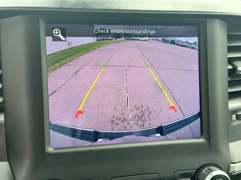 Ram 1500 Vehicle Full-screen Gallery Image 23