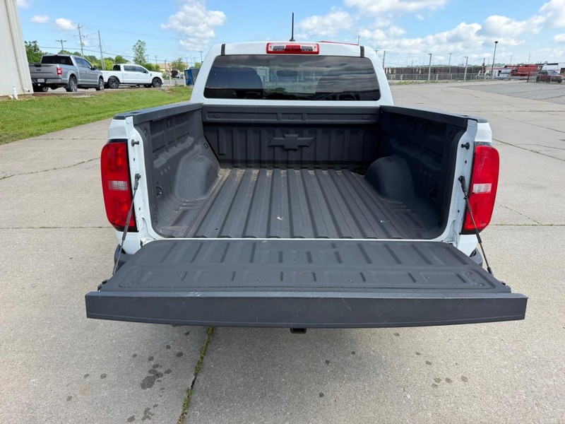 Chevrolet Colorado Vehicle Full-screen Gallery Image 5