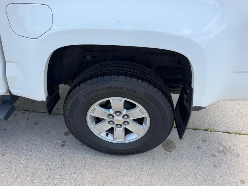 Chevrolet Colorado Vehicle Full-screen Gallery Image 6