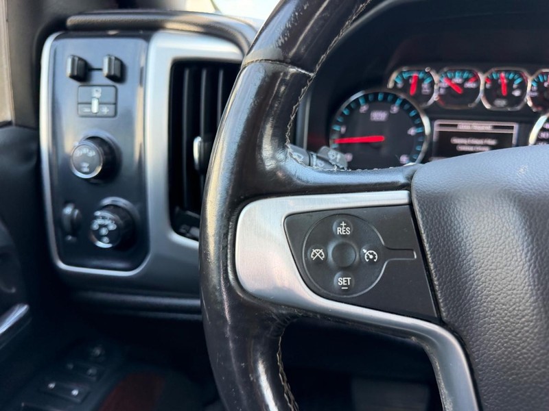 GMC Sierra 2500HD Vehicle Full-screen Gallery Image 10