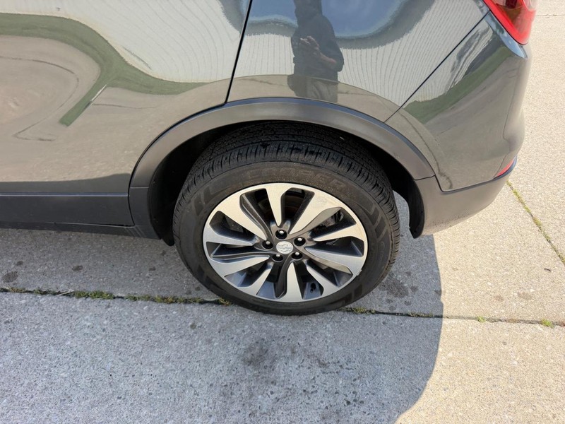 Buick Encore Vehicle Full-screen Gallery Image 6