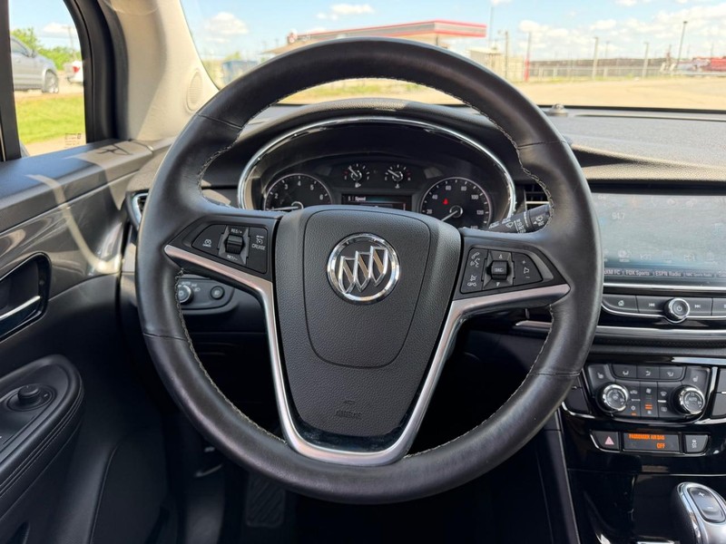 Buick Encore Vehicle Full-screen Gallery Image 9