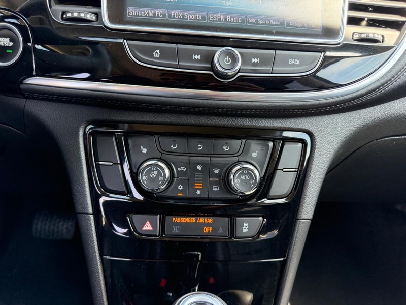 Buick Encore Vehicle Full-screen Gallery Image 13