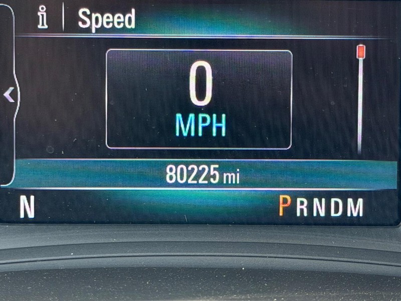 Buick Encore Vehicle Full-screen Gallery Image 19