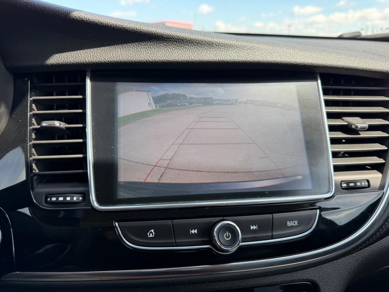 Buick Encore Vehicle Full-screen Gallery Image 20