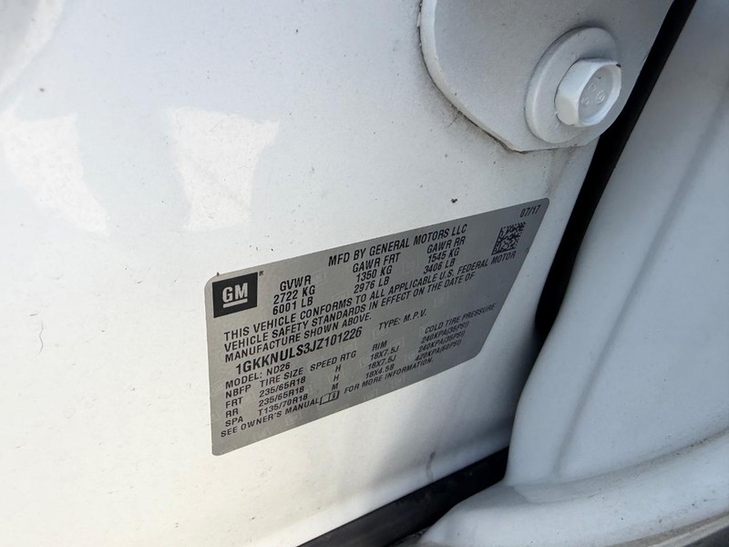 GMC Acadia Vehicle Full-screen Gallery Image 24